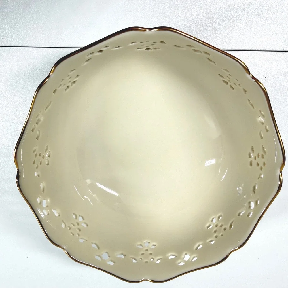 LENOX Holiday Pierced Bowl Ivory Bone China Gold Trim Holly Berry Made in USA 6